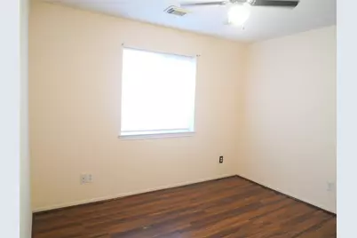 4923 Callery Creek Drive, Houston, TX 77053 - Photo 10