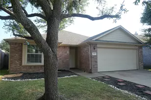 4923 Callery Creek Dr, Houston, TX 77053 - Photo 2