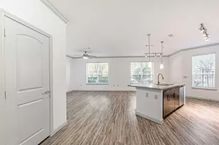 8877 Lakes at 610 Dr, Houston, TX 77054 - Photo 8