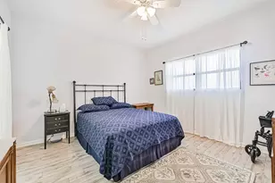 7700 Seawall Blvd, Galveston, TX 77551 - Photo 20