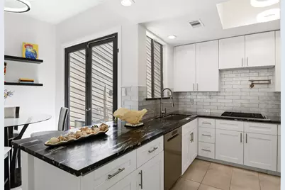 9407 Denbury Way, Houston, TX 77025 - Photo 12