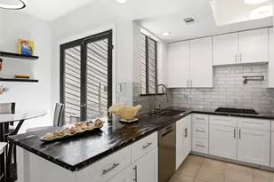 9407 Denbury Way, Houston, TX 77025 - Photo 12