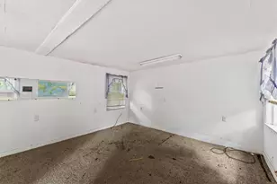 632 Meadowlawn St, Shoreacres, TX 77571 - Photo 14