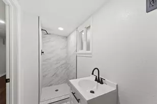 632 Meadowlawn St, Shoreacres, TX 77571 - Photo 6