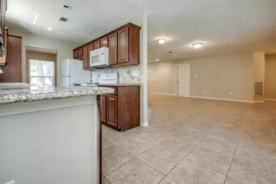 9611 Landry Boulevard, Spring, TX 77379 - Photo 6