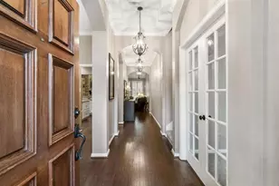 178 Brooksedge Ct, The Woodlands, TX 77382 - Photo 4