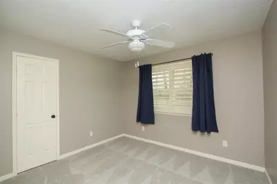 178 Brooksedge Court, The Woodlands, TX 77382 - Photo 18