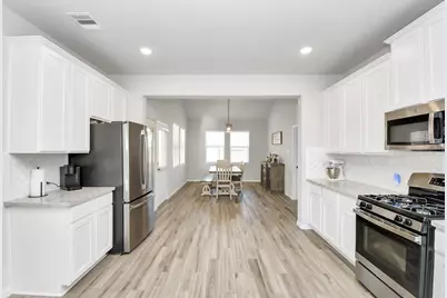 8419 Sunset Horizon Drive, Baytown, TX 77521 - Photo 14