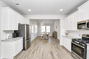 8419 Sunset Horizon Dr, Baytown, TX 77521 - Photo 14