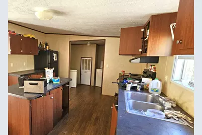 106 W Union Street, Eagle Lake, TX 77434 - Photo 2