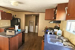 106 W Union St, Eagle Lake, TX 77434 - Photo 2