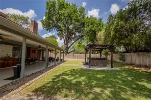 5611 Long Creek Ln, Houston, TX 77088 - Photo 14