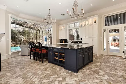 38 Grogans Point Road, The Woodlands, TX 77380 - Photo 16