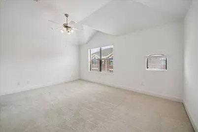648 Westcross Street #303, Houston, TX 77018 - Photo 12