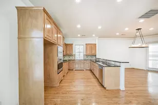 1833 Oakdale St, Houston, TX 77004 - Photo 16