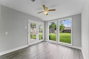 16203 Rill Ln, Houston, TX 77062 - Photo 22