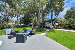 910 Apollo St, New Caney, TX 77357 - Photo 4