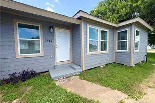 1717 W 4th St, Freeport, TX 77541 - Photo 1