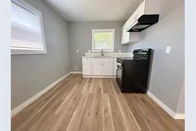 1717 W 4th Street, Freeport, TX 77541 - Photo 8