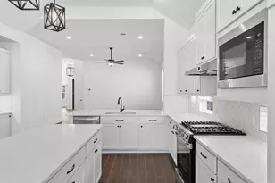 22203 Hercules Clb Ln, Cypress, TX 77433 - Photo 6