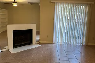 2121 Hepburn St, Houston, TX 77054 - Photo 2