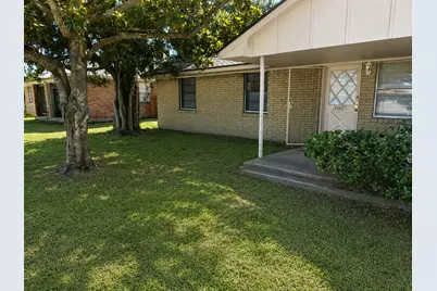 3005 Somerset, Texas City, TX 77590 - Photo 2