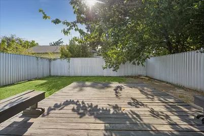 2105 Lawrence Street, Houston, TX 77008 - Photo 14