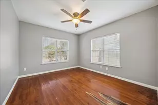 2105 Lawrence St, Houston, TX 77008 - Photo 12