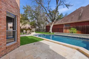 1711 Forestlake Dr, Sugar Land, TX 77479 - Photo 32