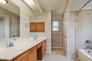 9723 Orangevale Dr, Spring, TX 77379 - Photo 10