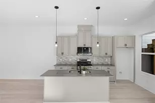 7905 Cora St, Houston, TX 77088 - Photo 18