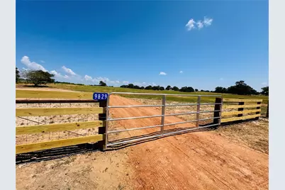 9829 W US 90, Schulenburg, TX 78956 - Photo 2
