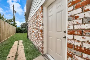 4330 Brookston St, Houston, TX 77045 - Photo 40