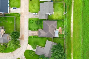 7811 Westbank Ave, Houston, TX 77064 - Photo 36