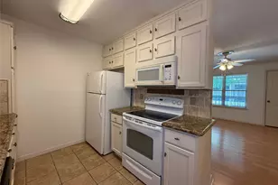 845 Augusta Dr, Houston, TX 77057 - Photo 6