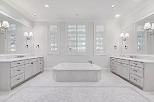 7 Leisure Ln, Houston, TX 77024 - Photo 16