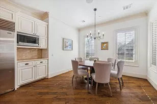 7 Leisure Ln, Houston, TX 77024 - Photo 10