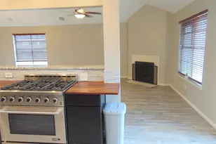 1809 Edinburg Ave, League City, TX 77573 - Photo 12