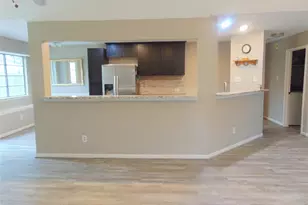 1809 Edinburg Ave, League City, TX 77573 - Photo 4