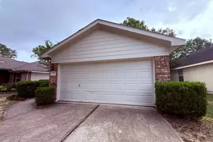 30 Thicket Grove Pl, The Woodlands, TX 77385 - Photo 4