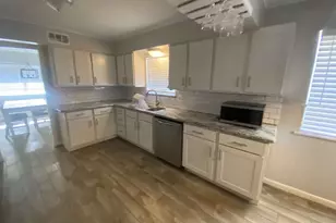 5566 Beechnut St, Houston, TX 77096 - Photo 6