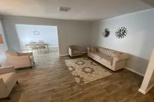 5566 Beechnut St, Houston, TX 77096 - Photo 2