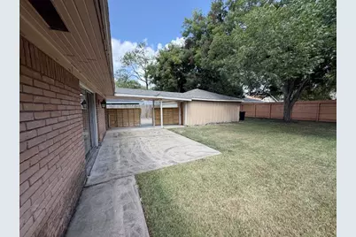 5566 Beechnut Street, Houston, TX 77096 - Photo 12