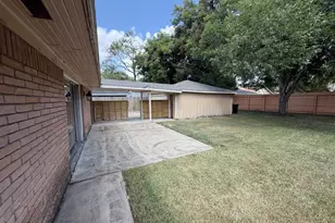 5566 Beechnut St, Houston, TX 77096 - Photo 12