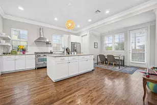 830 W 17th St, Houston, TX 77008 - Photo 10