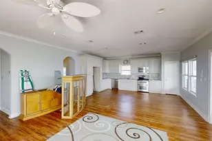 13130 Gulf Beach Dr, Freeport, TX 77541 - Photo 14