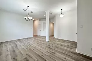73 E Montfair Blvd, The Woodlands, TX 77382 - Photo 4