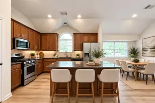 73 E Montfair Blvd, The Woodlands, TX 77382 - Photo 14