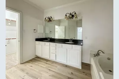73 E Montfair Boulevard, The Woodlands, TX 77382 - Photo 22