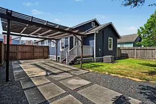 1721 Airline Dr, Houston, TX 77009 - Photo 30